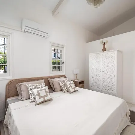 Cap D 'antibes Salis 30 Meters